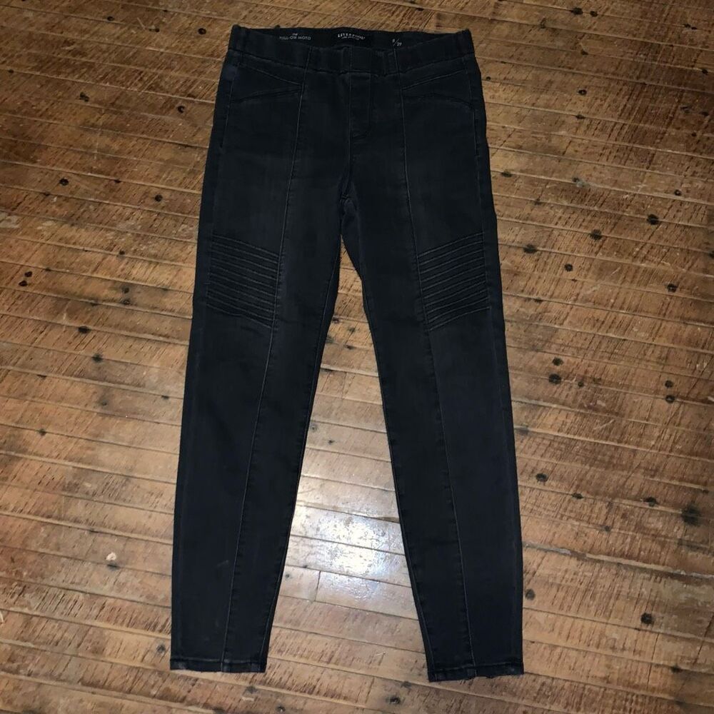 Liverpool black classic minimalist stretchy 8/29 jeggings